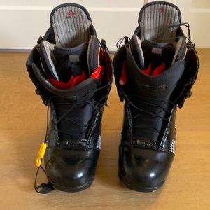 Burton supreme snowboarding boots